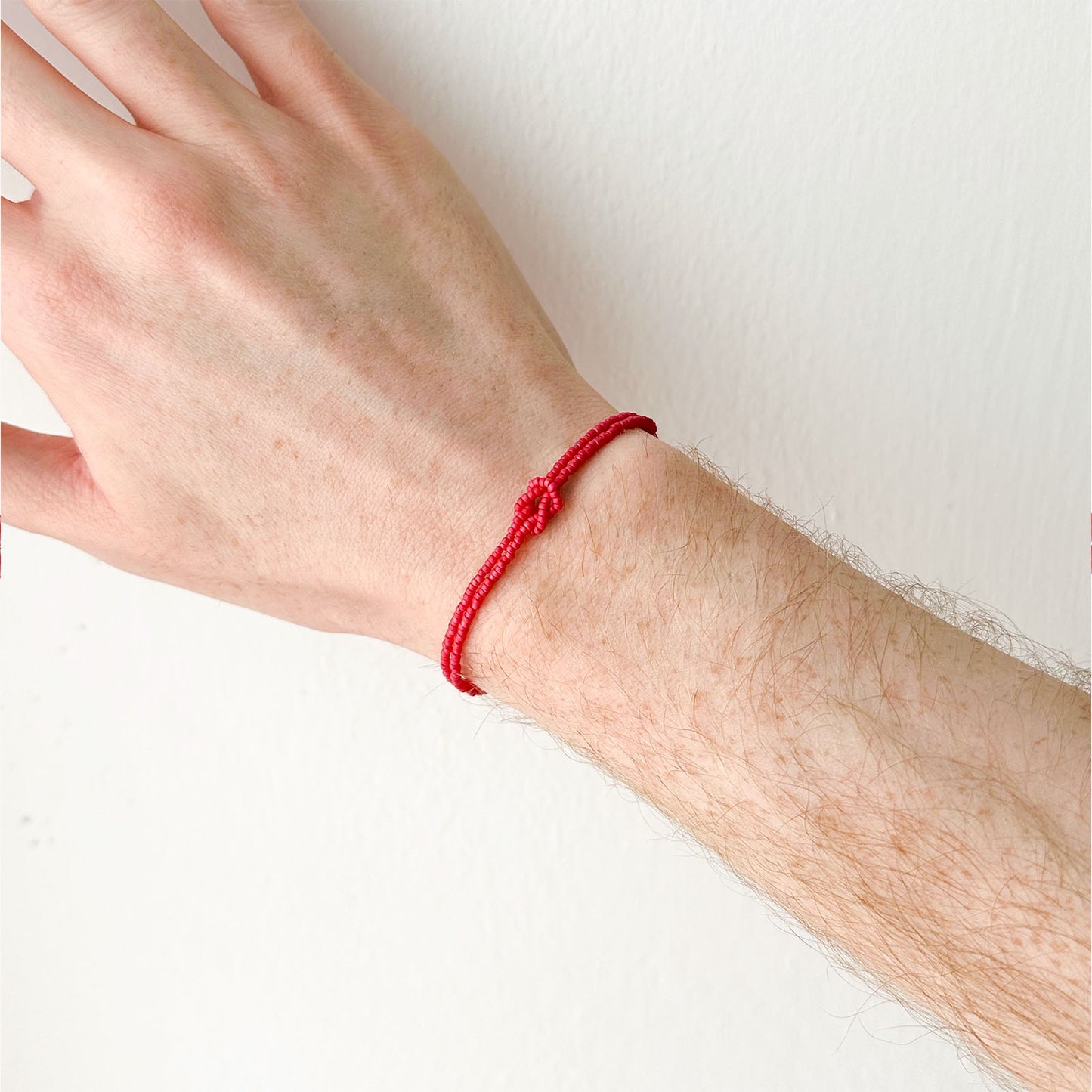 Bracciale nodo rosso