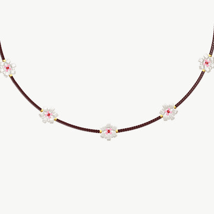 Collana fiori di ciliegio bianchi