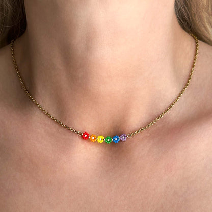 Collana oro con margherite arcobaleno